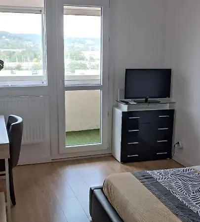 Prive Avec Loggia Champigneulles